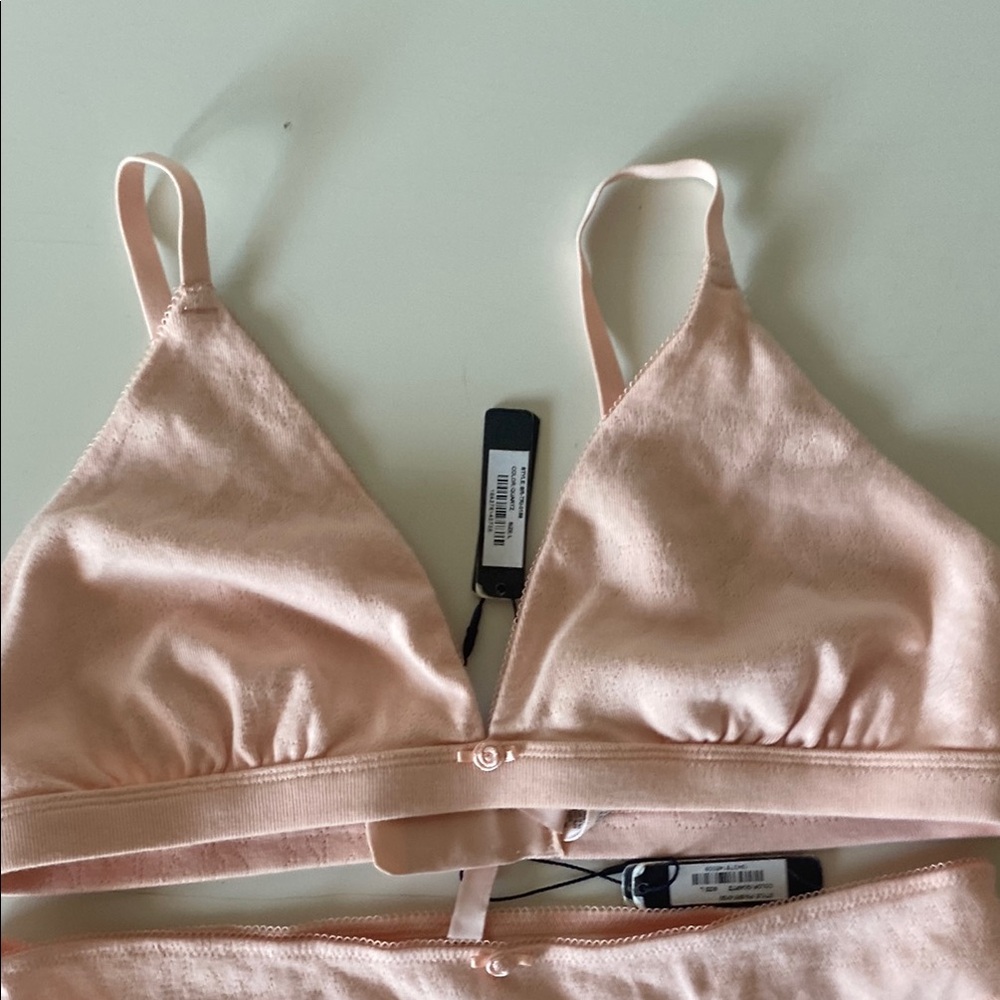NWT SKIMS Peach color cotton bra and panties set brand new 2 piece set